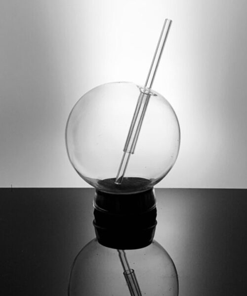 SPHERICAL CUP SINGLE STRAW.